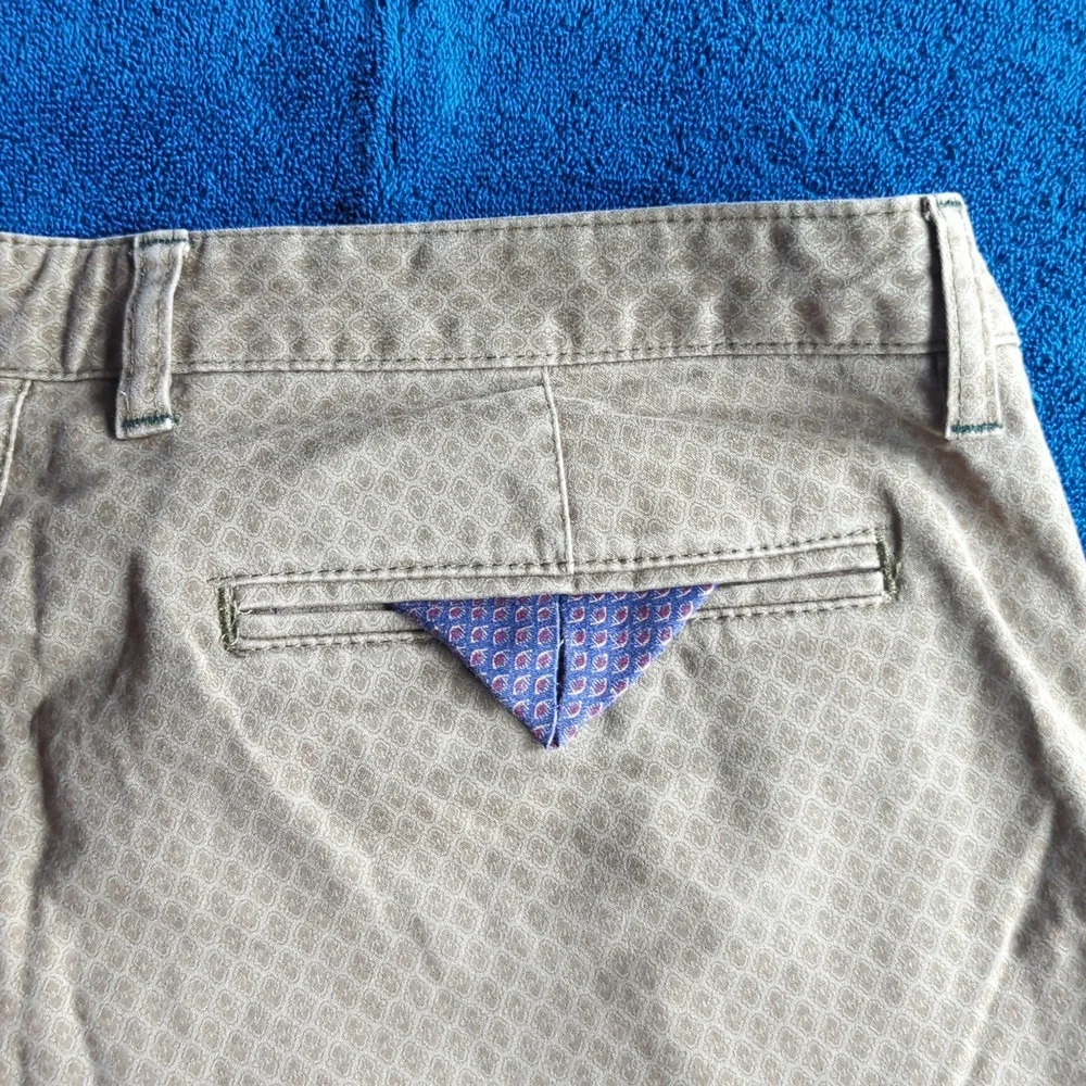 Ted Baker Green Pattern Chino- size 36r - Picture 4 of 7
